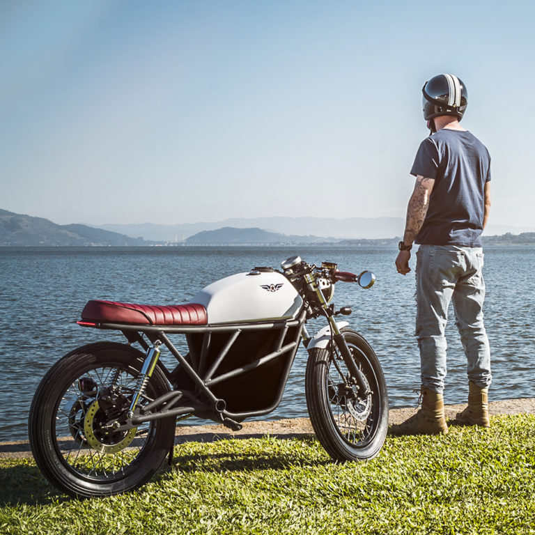 Electric Motorcycles News - Fly Free Smart Motorcycles - Smart Old Style