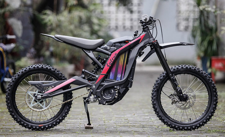 Sur-Ron new LB X-Series Youth Electric Motocross Bike | thepack.news ...