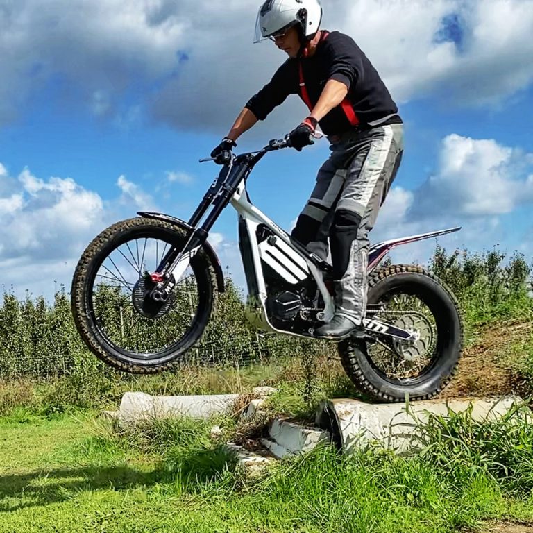 Electric Motion Center - Endurofun - THE PACK - Epure - Electric Motorcycles News