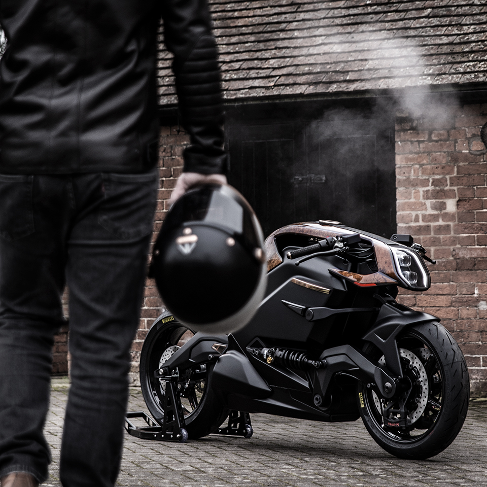 Collab Myx Magazine - THE PACK - Electric Motorcycles News