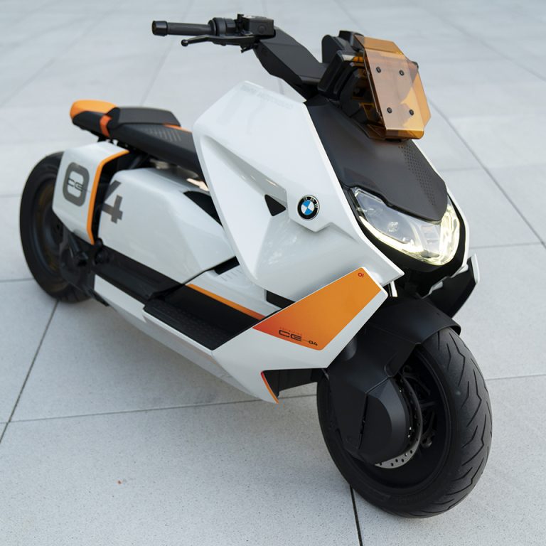 BMW Definition ce-04 - THE PACK - Electric Motorcycles News