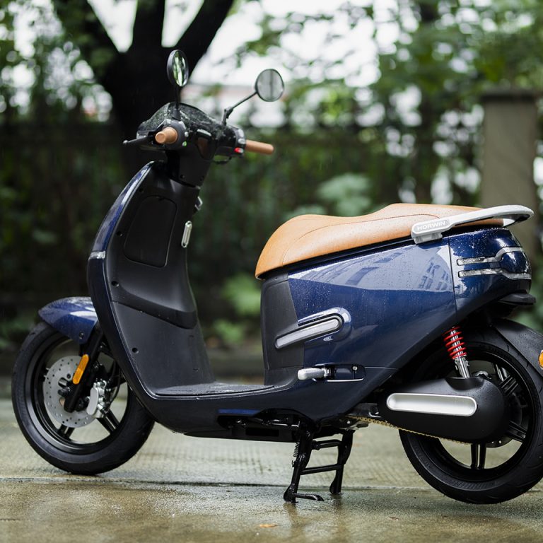 Horwin EK3 - THE PACK - Electric Motorcycles News