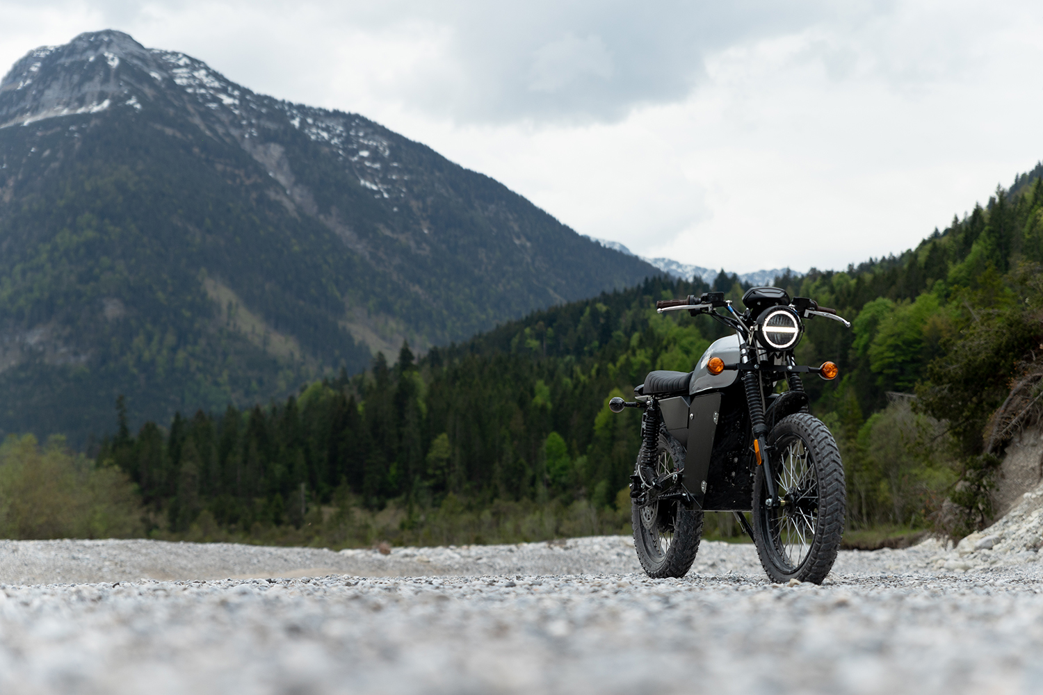 Black Tea Motorbikes starts Bonfire series production | thepack.news ...