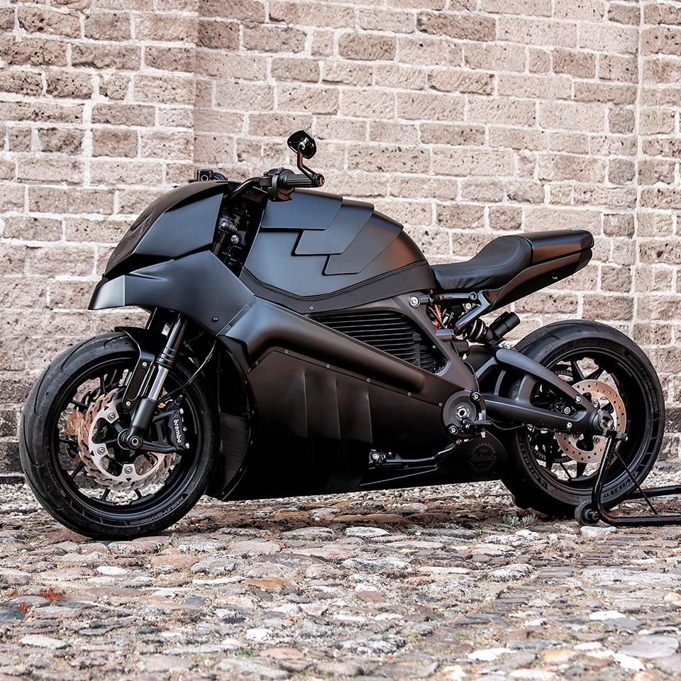 Moto Adonis - The Rule Breaker - LiveWire - Harley Davidson - THE PACK - Electric motorcycle news