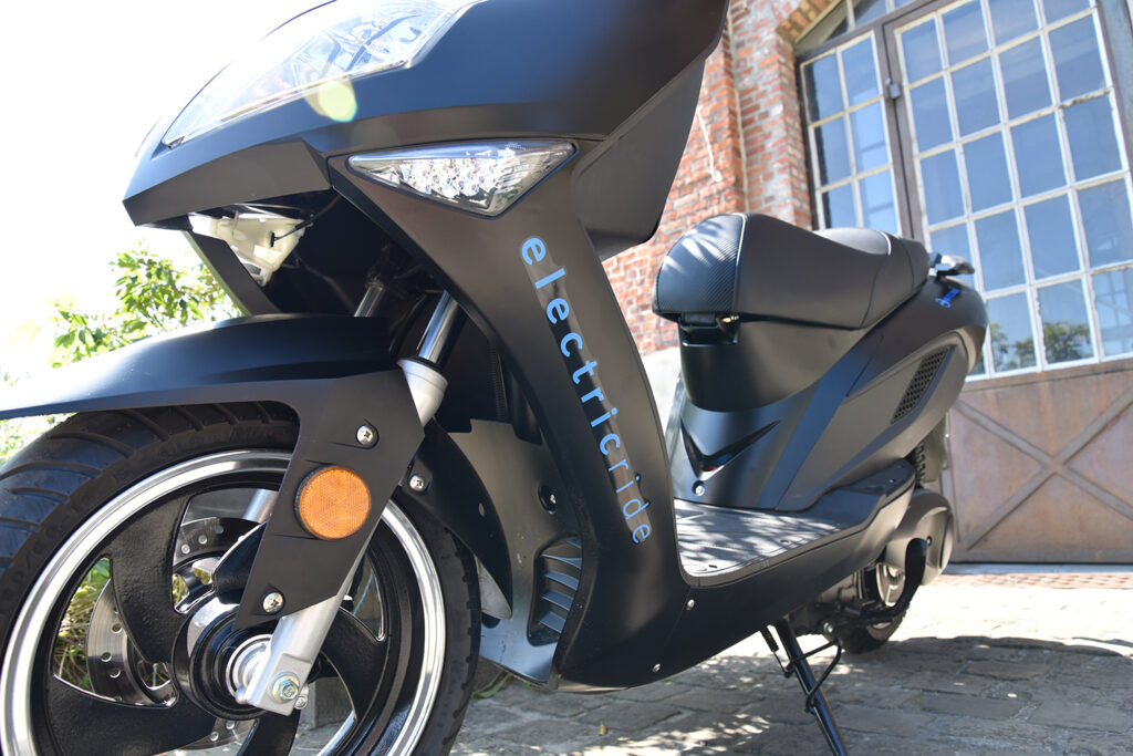 BLITZ3000X Testride - THE PACK - Electric Motorcycle News