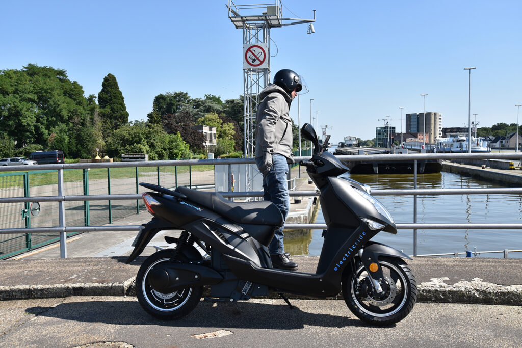BLITZ3000X Testride - THE PACK - Noticias de motocicletas eléctricas
