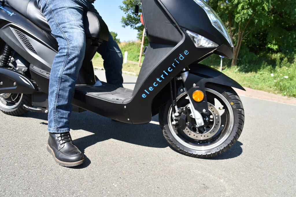 BLITZ3000X Testride - THE PACK - Electric Motorcycle News