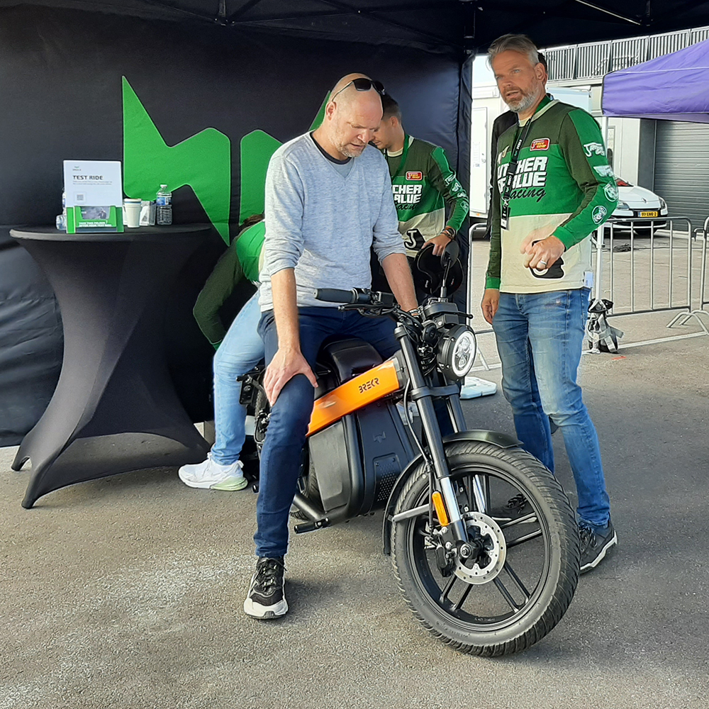 EV Experience - Circuit zandvoort - THE PACK - Electric Motorcycle News