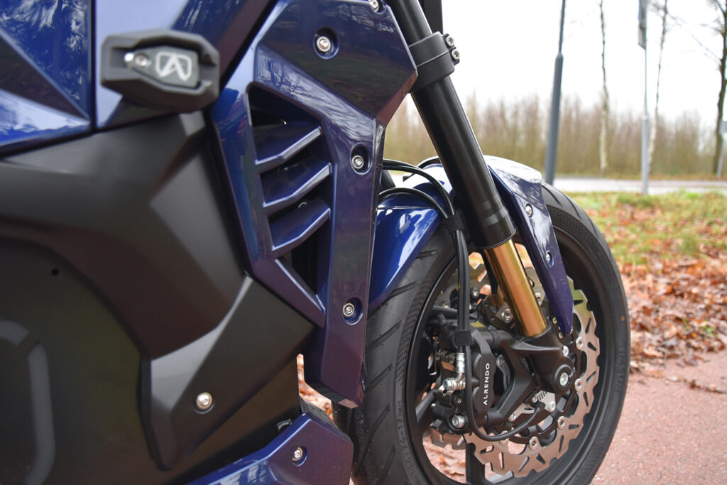 Análisis de pruebas de motocicletas TS Bravo Alrendo - EL PAQUETE - Noticias de motocicletas eléctricas