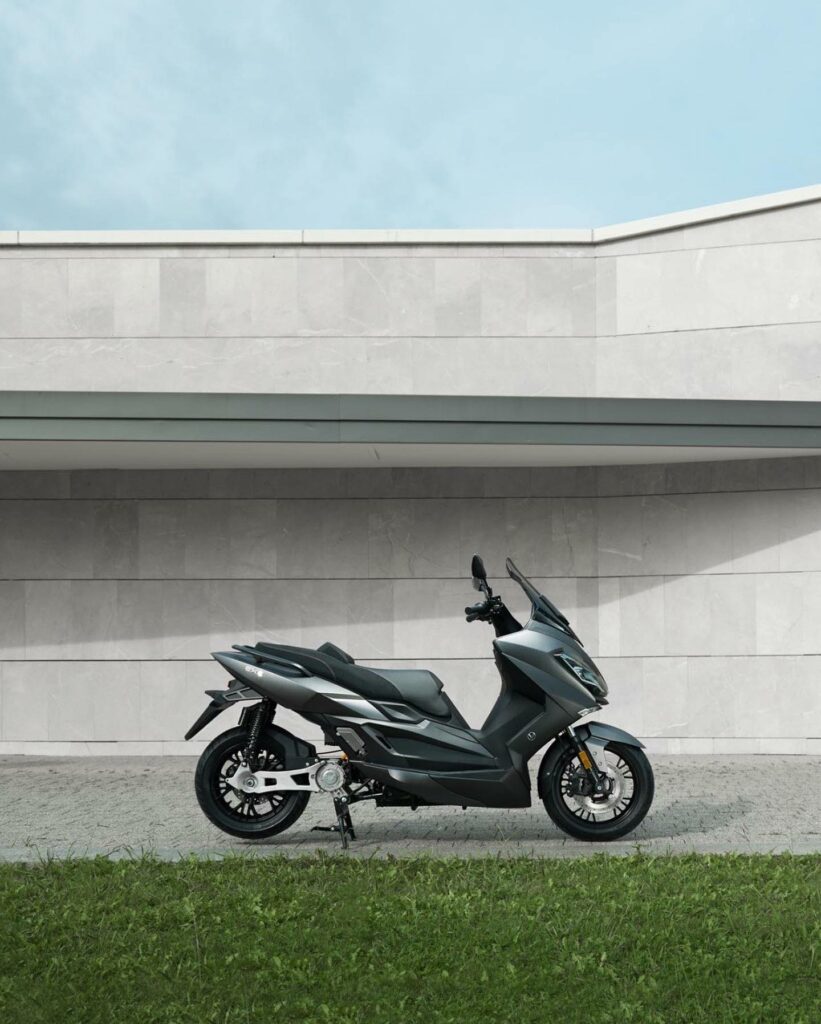 NERVA - EXE - Electric scooter - THE PACK - Electric Motorcycles News