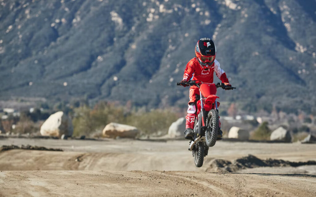 Greenger x Honda CRF-E2 - THE PACK - Electric Motorcycle News