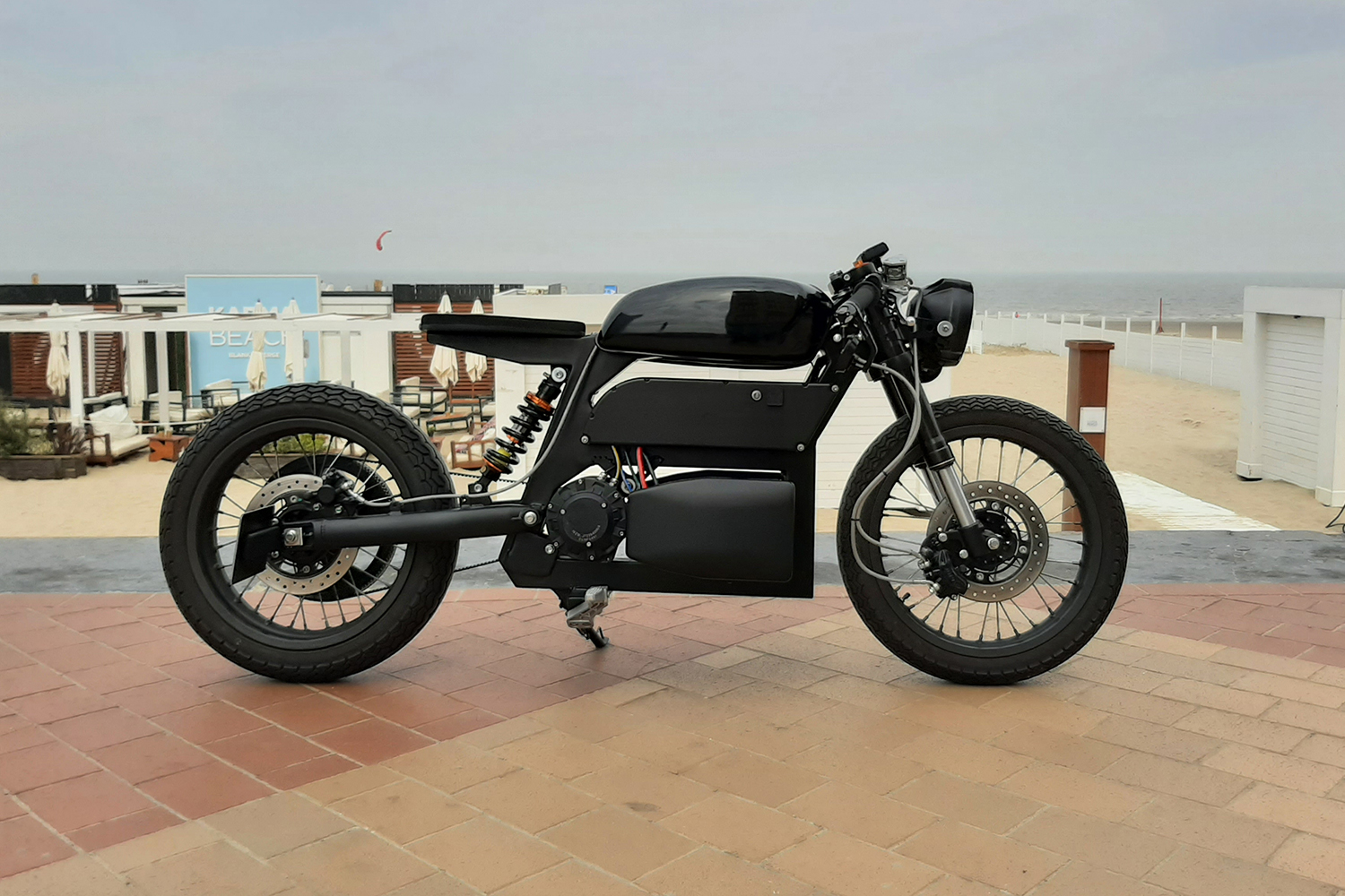 Benjamin Surain created and build “Nuit” | his vision of a cafe racer ...