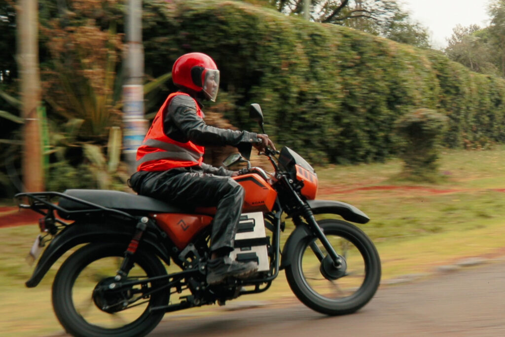 Roam launched their new electric motorcycle for the African roads: Roam