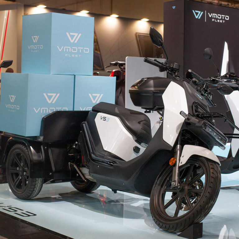 VMoto fleet VS3 - Eicma 2022 - THE PACK - Electric Motorcycle News