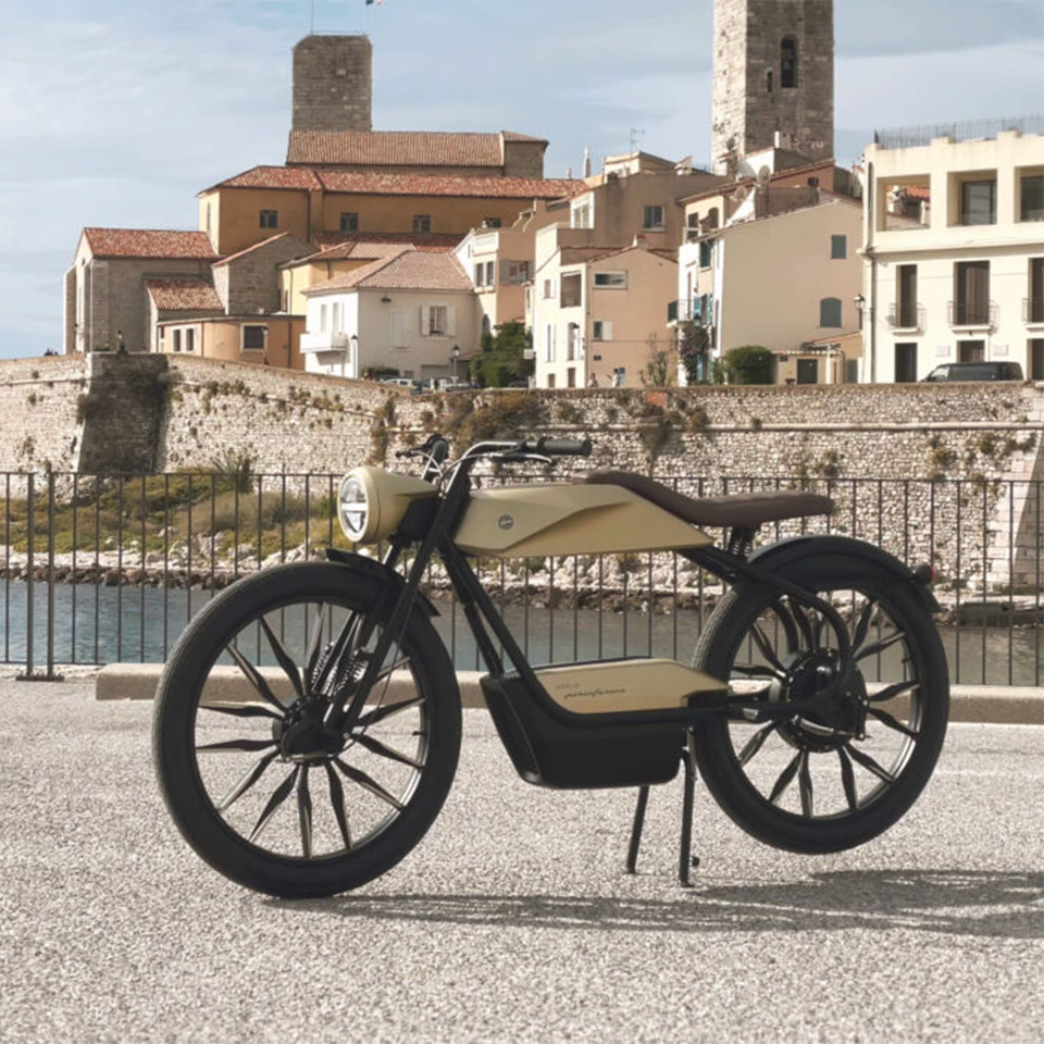 Eysink PF40 designed by Pininfarina - THE PACK - Electric Motorcycle News