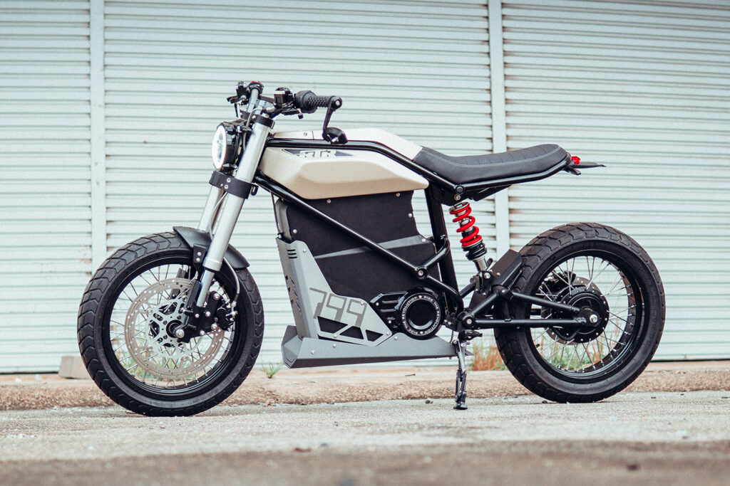 Gustavo Lourenço - RTR 799e Scrambler - RTR Electric Motorcycles - THE PACK - Electric Motorcycle News
