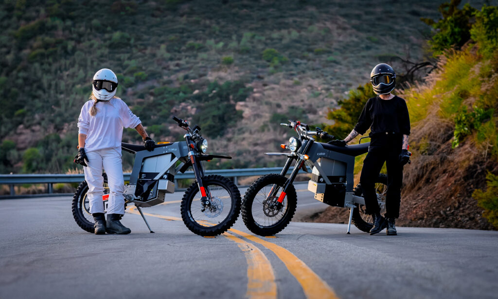 CAKE's  Electric Conquest of the Continents - THE PACK - Electric Motorcycle News