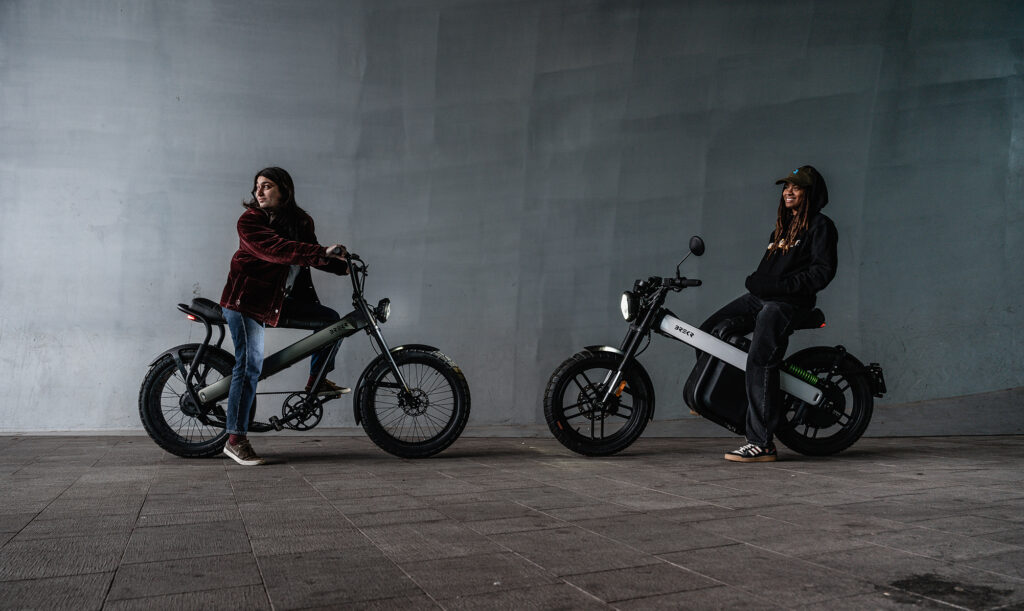 BREKR 7000 - EICMA 2023 - THE PACK - Electric Motorcycle News