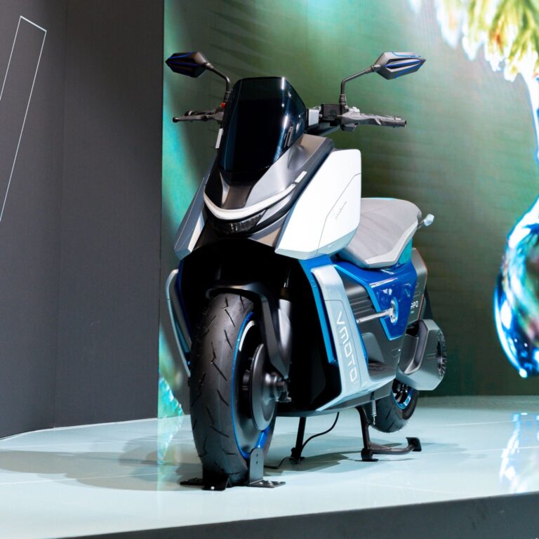 Vmoto - Eicma 2023 - THE PACK - Electric Motorcycle News