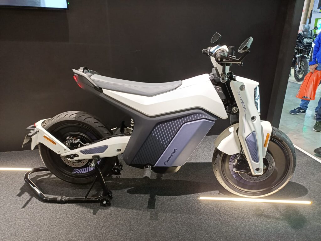 NAXEON - I AM - THE PACK - Electric Motorcycle News