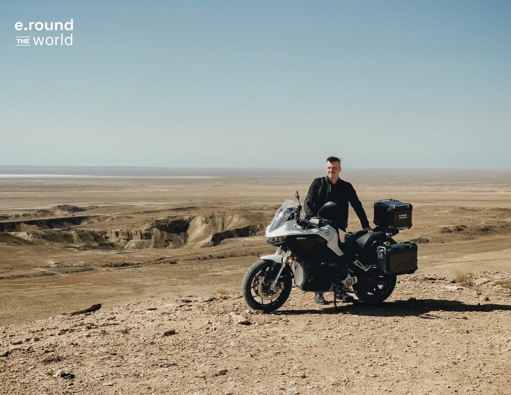 Roman Nedielka world solo tour electric motorbike - THE PACK - Electric Motorcycle News