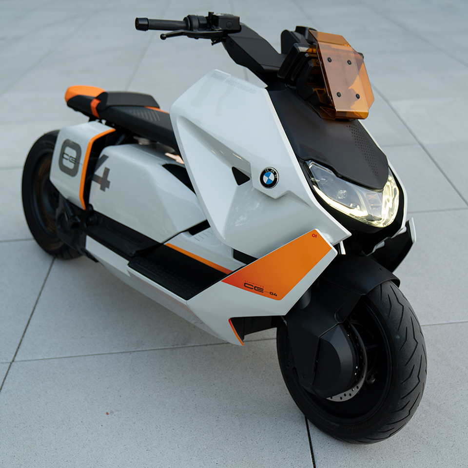 BMW CE 04 - Markus Flasch - THE PACK - Electric Motorcycle News