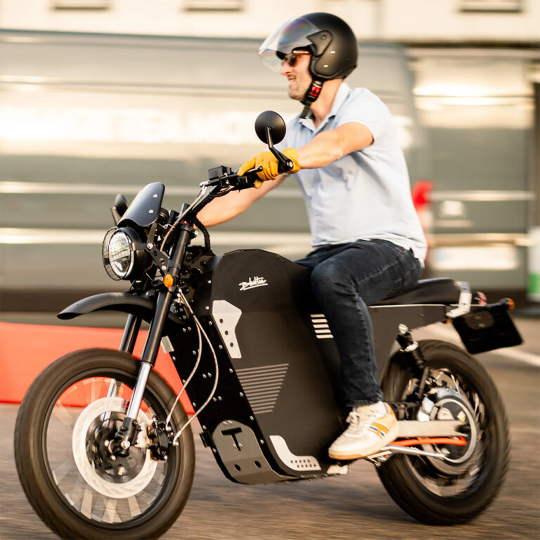 Electro Scrambler Wildfire - Black Tea Motorbikes - THE PACK - Electric Motorcycle News