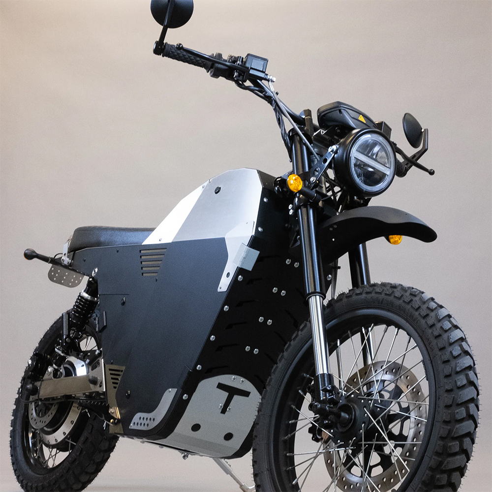 Electro Scrambler Wildfire - Black Tea Motorbikes - THE PACK - Electric Motorcycle News