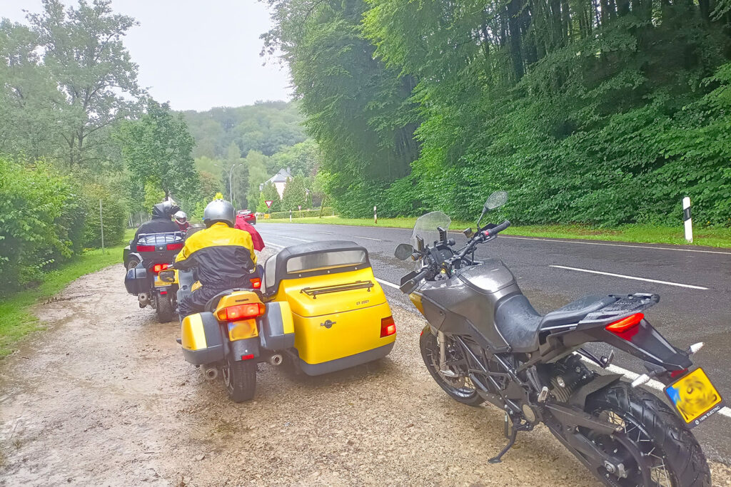 Zero DSR/X - Eifel roadtrip - Andrew Thijssen - THE PACK - Electric Motorcycle News