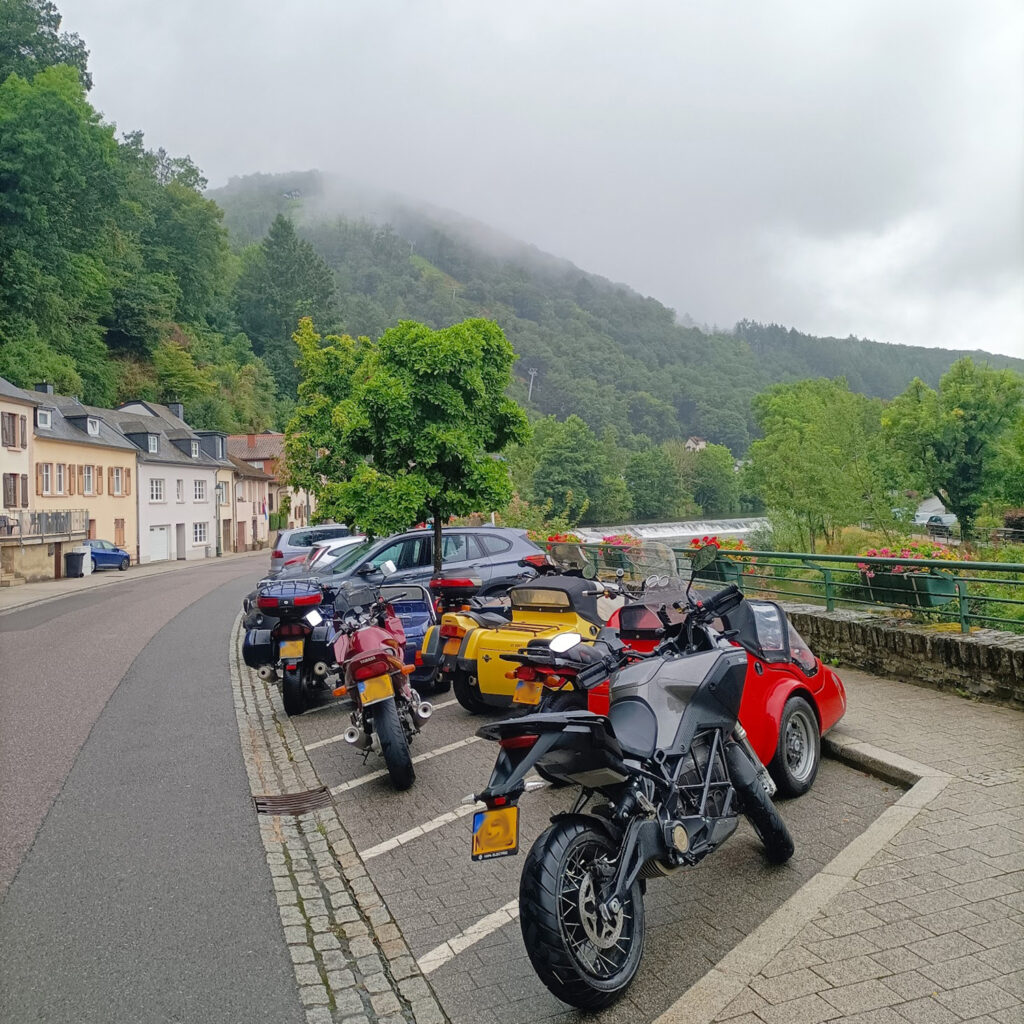 Zero DSR/X - Eifel roadtrip - Andrew Thijssen - THE PACK - Electric Motorcycle News