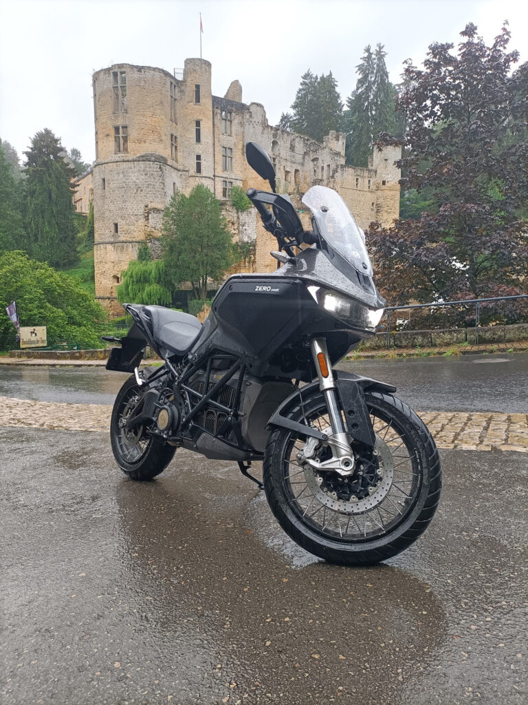 Zero DSR/X - Eifel roadtrip - Andrew Thijssen - THE PACK - Electric Motorcycle News