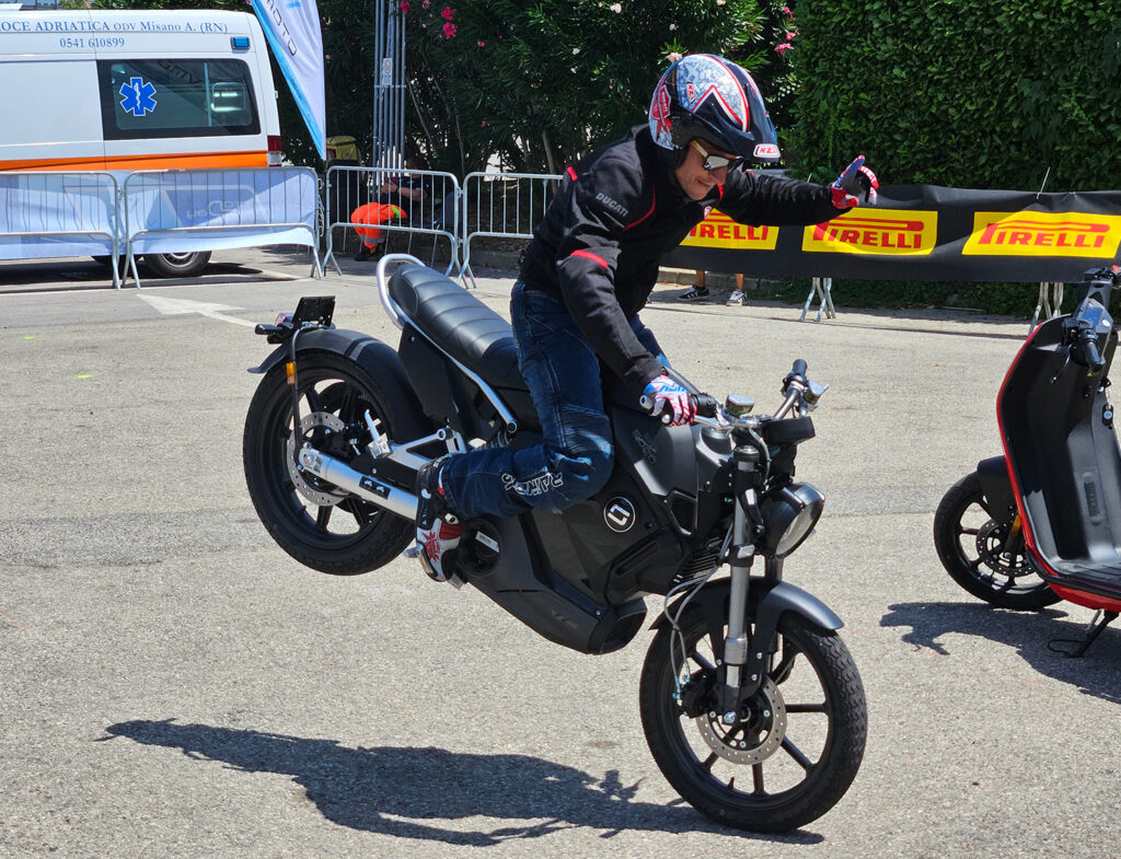 Vmoto ProDay 2024 - THE PACK - Electric Motorcycle News