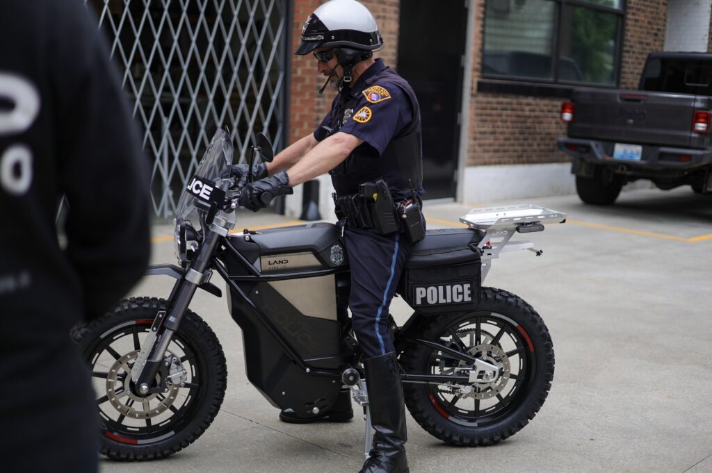 LAND Moto - Cleveland Police Department - THE PACK - Electric Motorcycle News