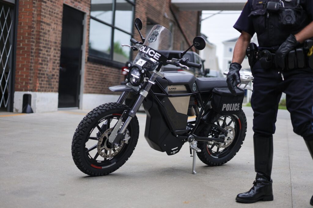 LAND Moto - Cleveland Police Department - THE PACK - Electric Motorcycle News