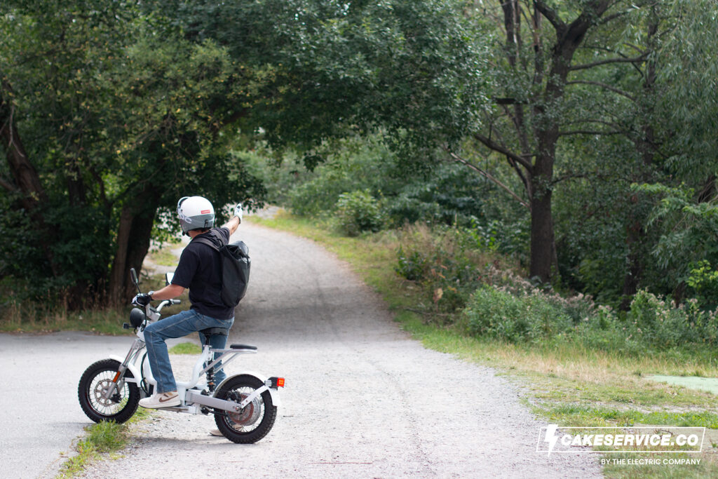 Cake Service - The Electric Company - THE PACK - Electric Motorcycle News