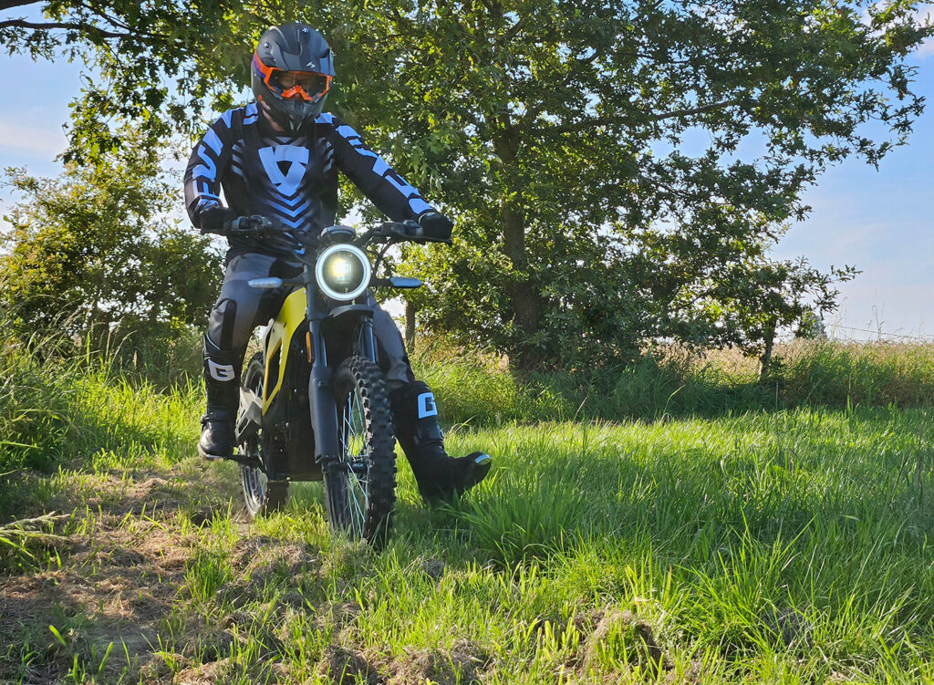 NIU XQi3 test ride - THE PACK - Electric Motorcycle News