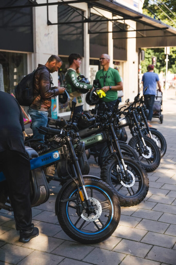 BREKR Pop Up Store Amsterdam - THE PACK - Electric Motorcycle News