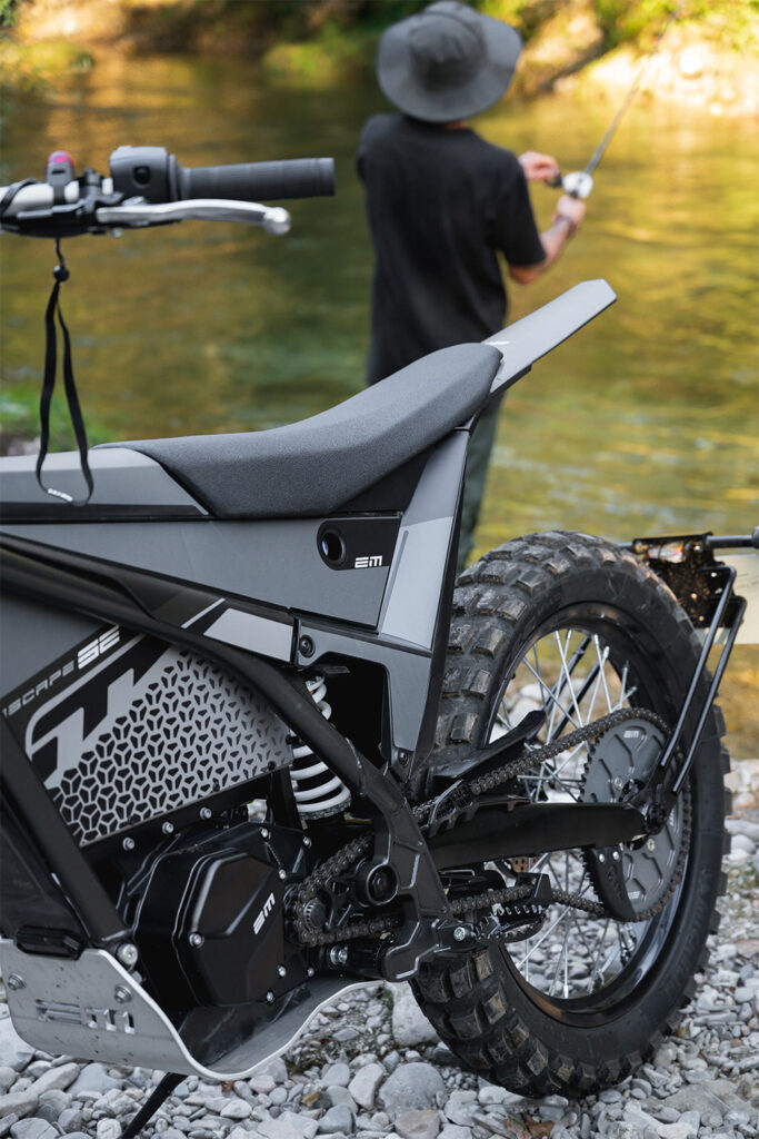 Electric Motion Escape SE - THE PACK - Electric Motorcycle News