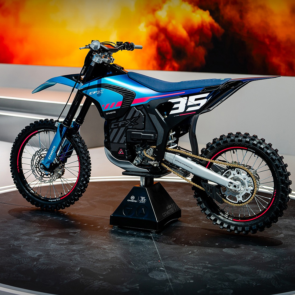 CF-X / CFMOTO - EICMA 2024 - THE PACK - Electric Motorcycle News