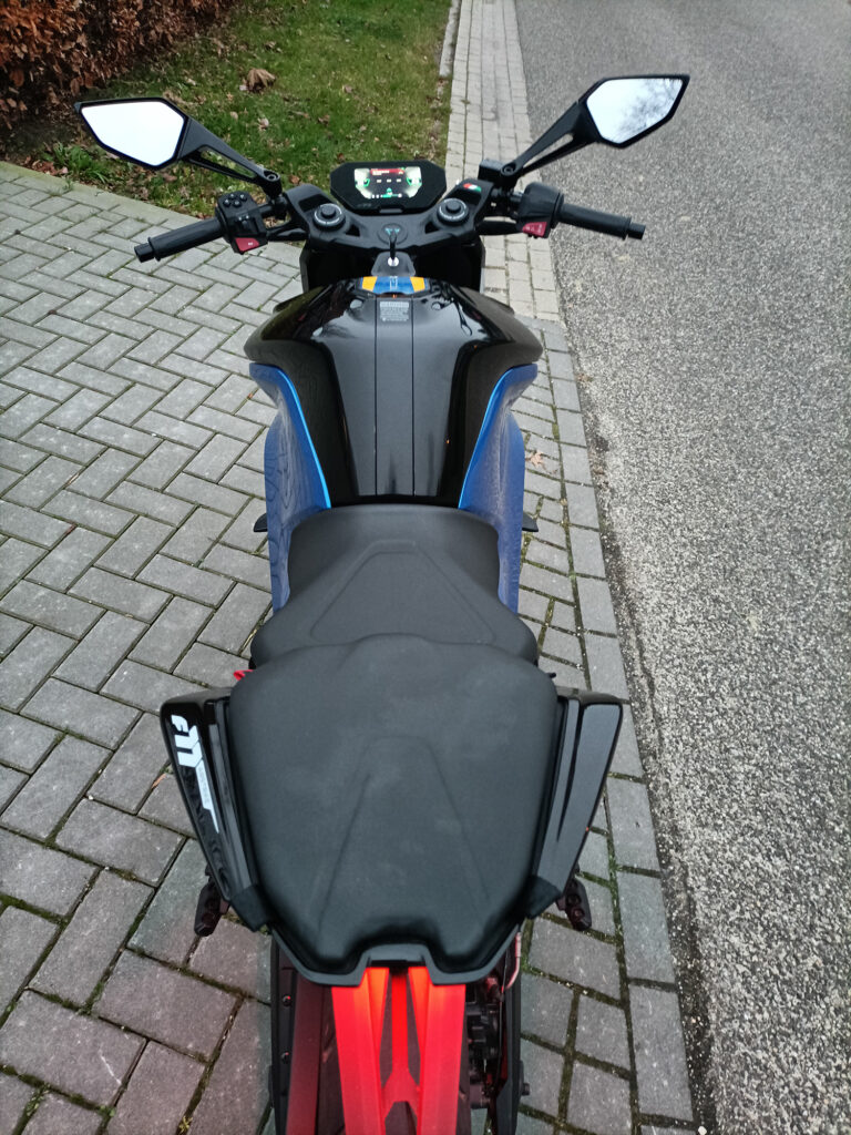 Electric Motorbikes Nederland - F77 Ultraviolette - THE PACK - Electric Motorcycle News