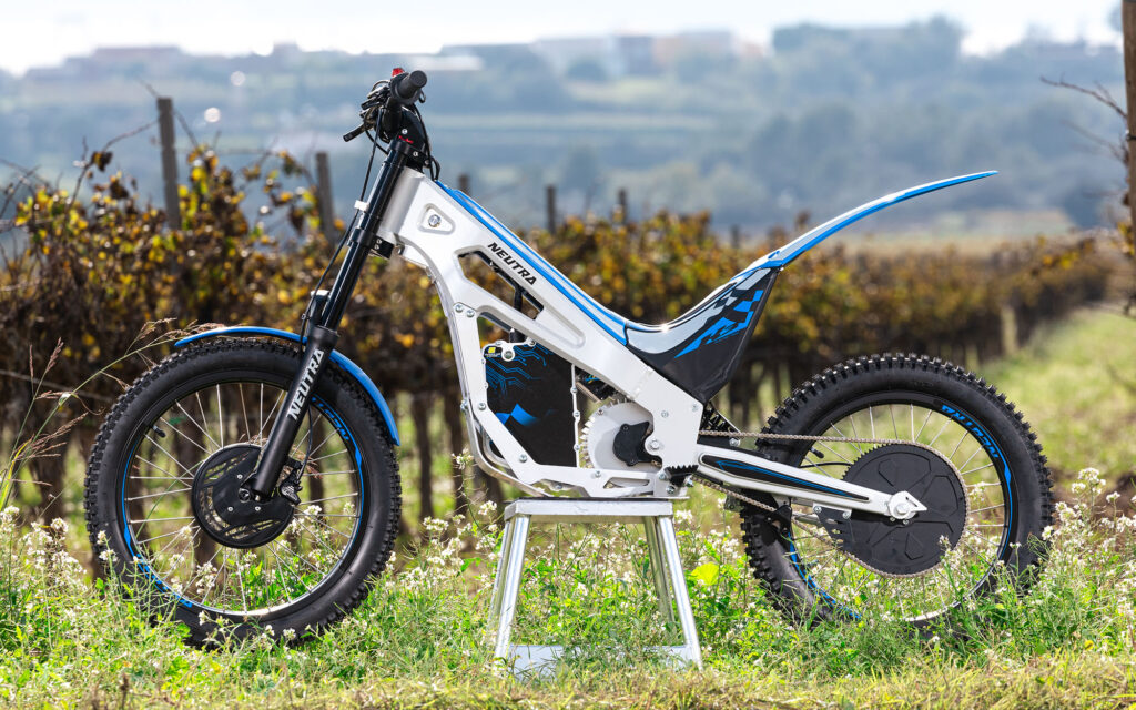 NEUTRA - electric motortrial kids - THE PACK - Electric Motorcycle News