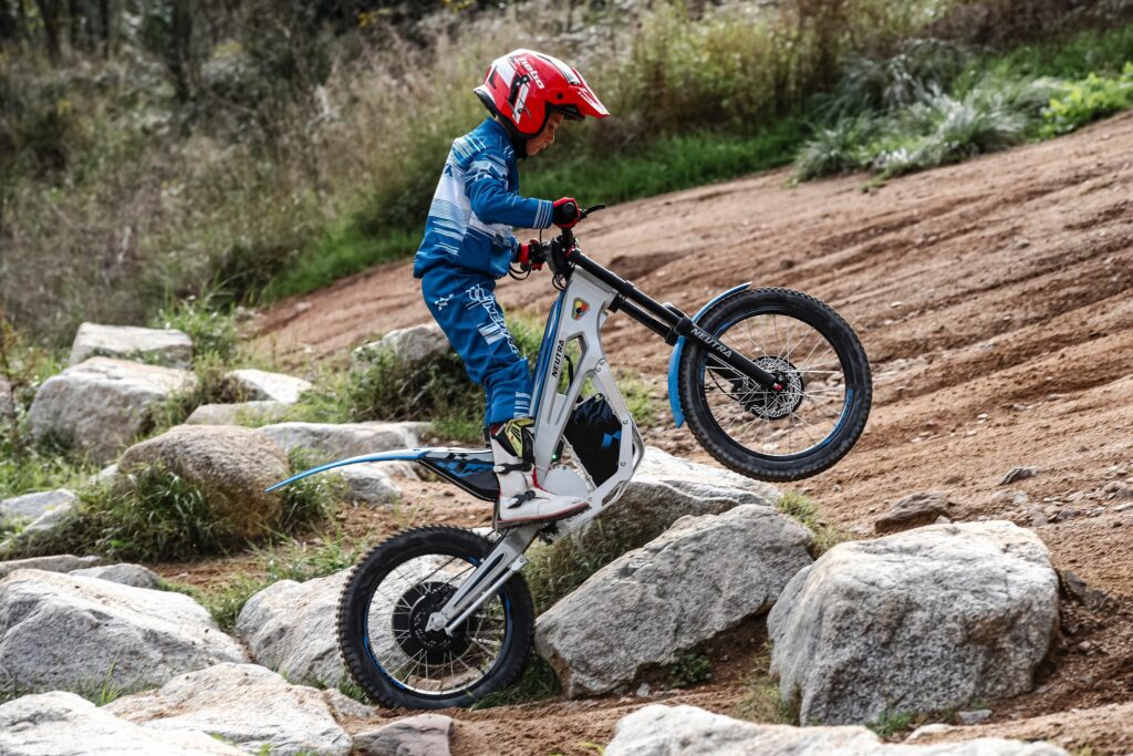 NEUTRA - electric motortrial kids - THE PACK - Electric Motorcycle News