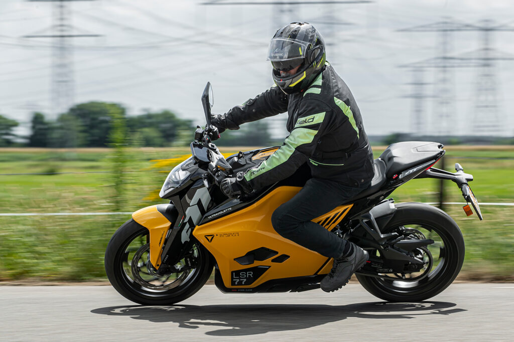Ultraviolette - The Pack - Motomondo - Motocicleta Electric - F77 Mach II Recon - F77 SuperStreet