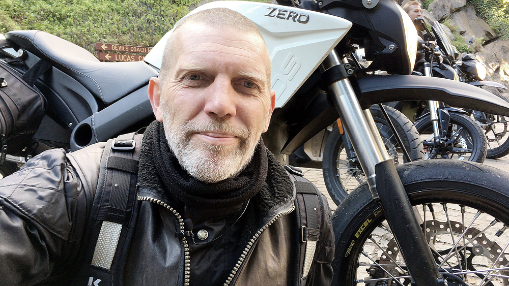 E-Rider on the road - Nigel Morris - THE PACK - Electric Motorcycle News