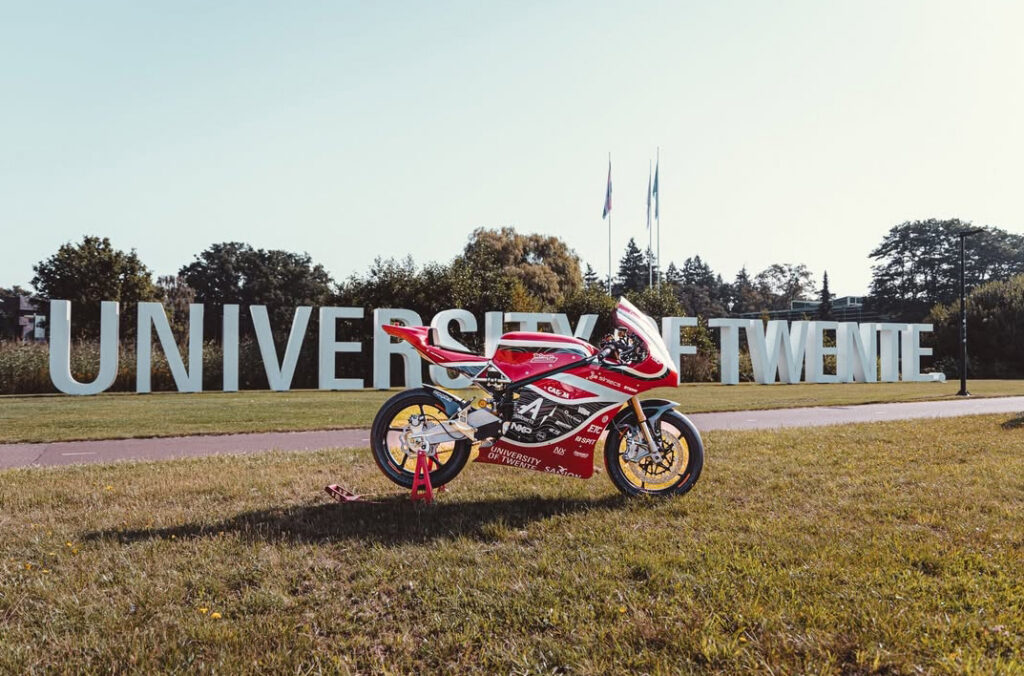 Electric Superbike Twente - EV Experience- THE PACK Plaza - Electric Motorcycle News