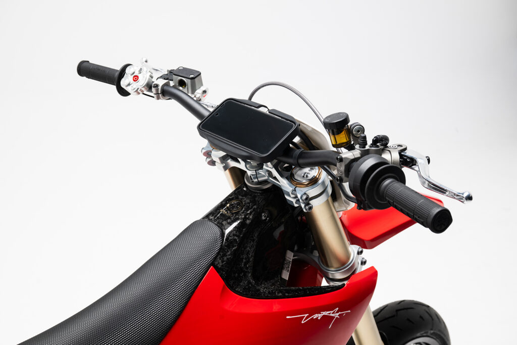 Stark Varg SM - THE PACK - Notícias sobre motocicletas elétricas