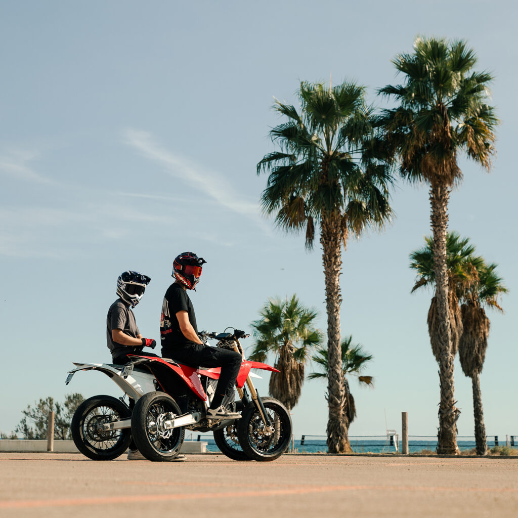 Stark Varg SM - THE PACK - Notícias sobre motocicletas elétricas