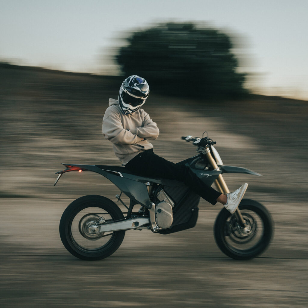 Stark Varg SM - THE PACK - Notícias sobre motocicletas elétricas