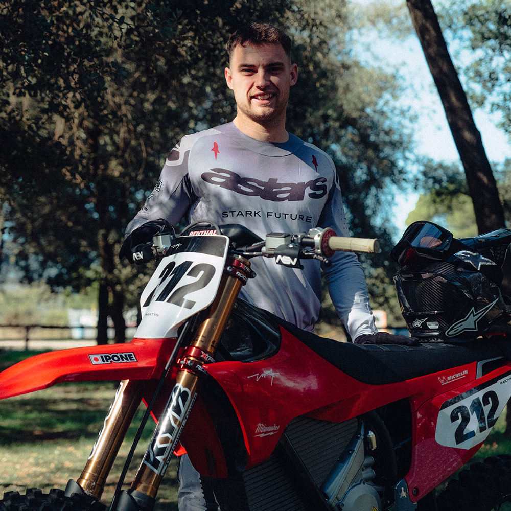 Stark Varg EX SuperEnduro Toby Martin - THE PACK - Electric Motorcycle News