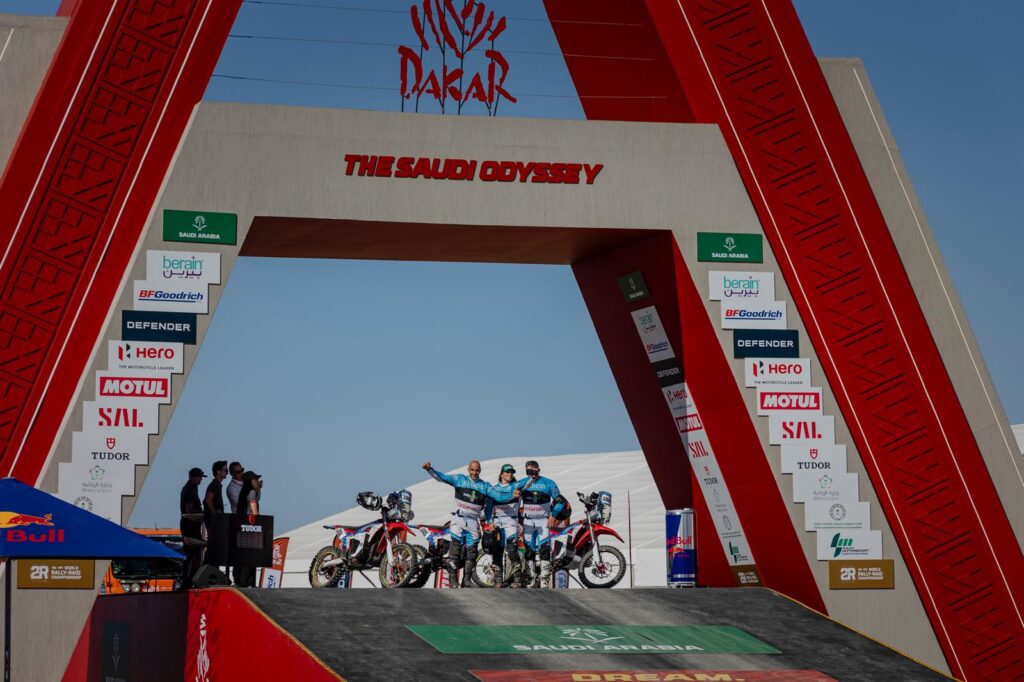 Mission 1000 Dakar - Team Galicia - THE PACK - Electric Motorcycle News